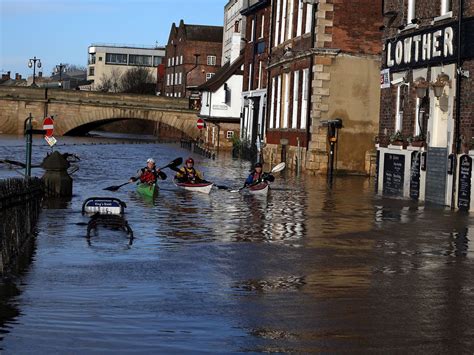 UK flooding: How a Yorkshire town worked with nature to stay dry | The ...