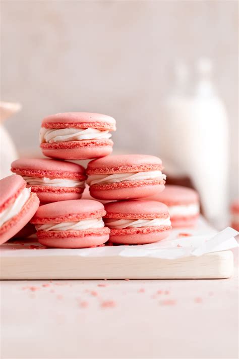 Foolproof Macaron Recipe (Step by Step!) - how to make french macarons ...