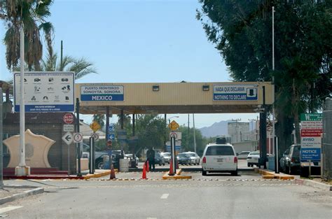 The Border | Entering Mexico from Lukeville (US) to Sonoyta … | Flickr