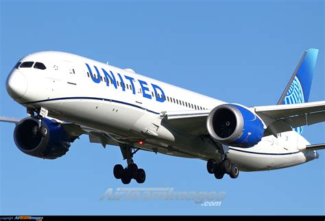 United Airlines Orders 100 Boeing 787 Dreamliners, With options For 100 ...