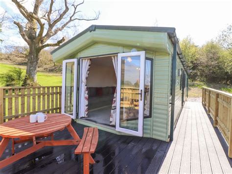 Dog Friendly Lodges Lake District | Dog Friendly Log Cabins Lake ...