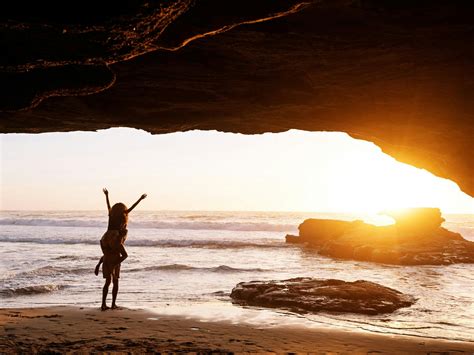 Caves Beach | NSW Holidays & Accommodation, Things to Do, Attractions ...