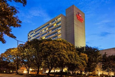 Crowne Plaza Hotel Knoxville Downtown University in Knoxville, TN | Expedia