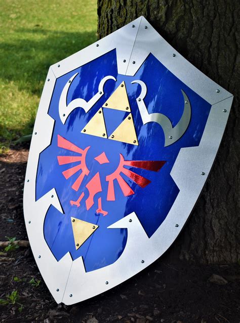 Hylian Shield Ocarina of Time Steel-plated, Battle-ready Replica From ...