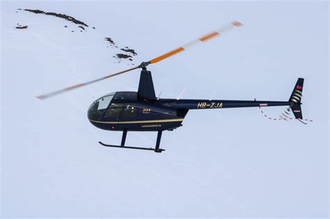 Glacier Expedition - Reykjavík - Volcano Heli - Icelandic Helicopter Tours