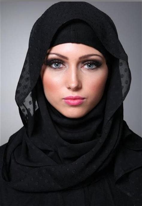 Arab Hijab Styles and Gulf Hijab Fashion | Hijab 2014 | Hijab, Hijab ...