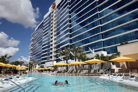 Seminole Hard Rock Hotel & Casino Tampa debuts $700M expansion • The ...