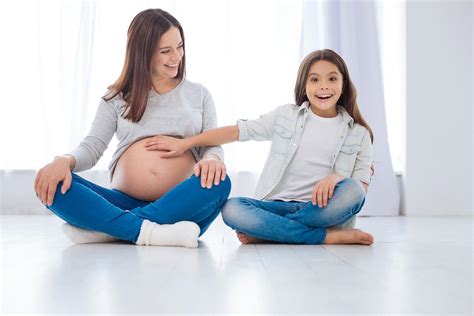 How to Do Kick Counts: Why Pregnant Moms Should Count Their Babies ...