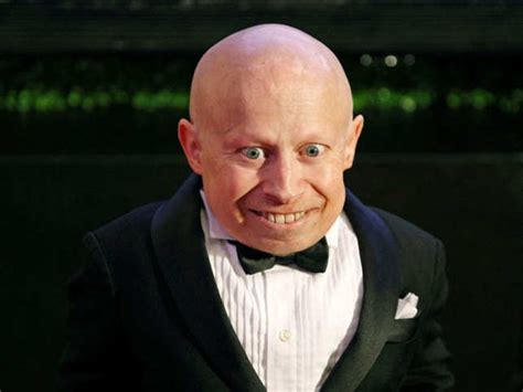 death: Verne Troyer, Mini-Me actor in 'Austin Powers' films, dies at 49 ...