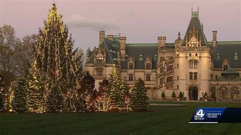 Biltmore Estate Christmas tree raising - YouTube