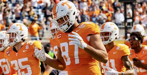 Three Vols set to play in Hula Bowl