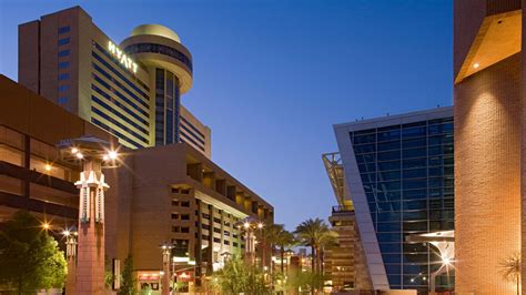 Downtown Phoenix Hotel near Convention Center | Hyatt Regency Phoenix