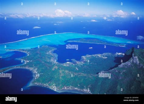 Aerial view of an island, Hawaii, USA Stock Photo - Alamy