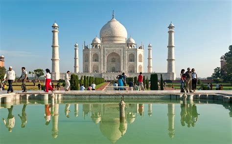 The Taj Mahal Now Has Free Wi-Fi | Travel + Leisure