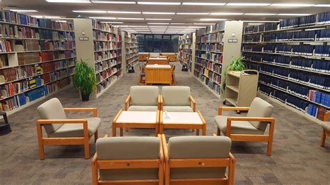 Hamilton Library Phase II | Kiewit Corporation