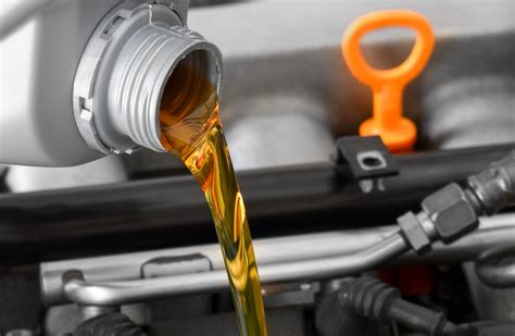 What Are the Engine Oil Types? | Christian Brothers Automotive