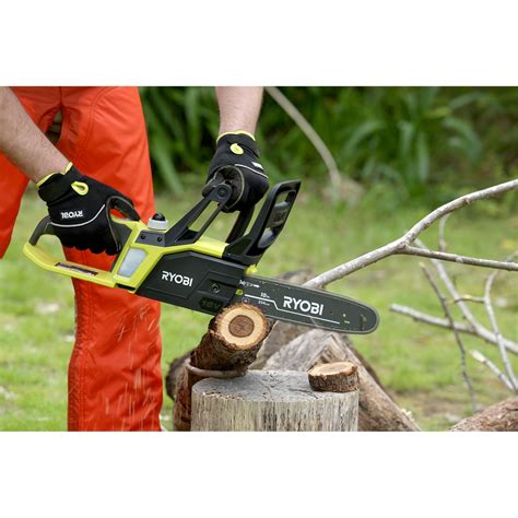 Ryobi One+ 18V 2.5Ah Chainsaw Kit - Bunnings Australia