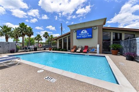 AMERICAS BEST VALUE INN ANGLETON - Prices & Hotel Reviews (TX)