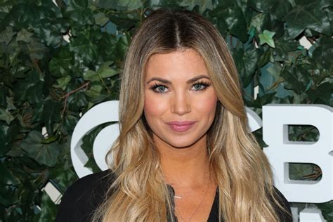 Who is model Amber Lancaster on The Price is Right?