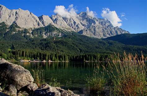 Around the Eibsee • Hiking Route » outdooractive.com