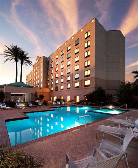 Radisson Hotel Phoenix Airport - UPDATED 2024 Prices, Reviews & Photos