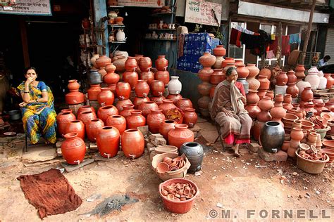 Dharavi - Making and Selling Pottery in the City