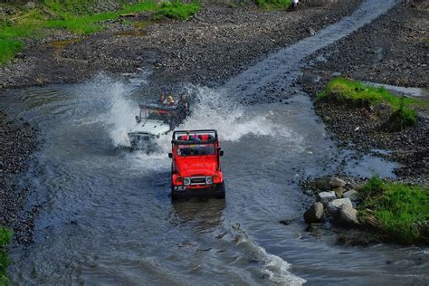 Jeep Merapi Lava Tour by MGM Adventure