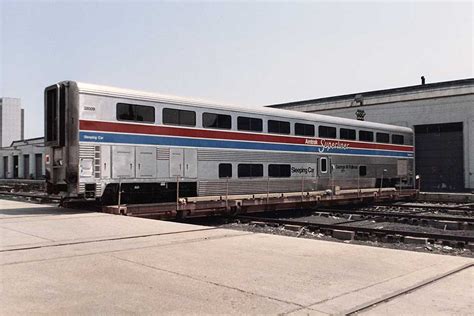 Genesis of Amtrak Superliner cars - Trains