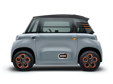 New Teeny Tiny Citroën Ami Electric Car Can Be Had For A Teeny Weeny € ...