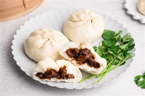 Steamed BBQ Pork Buns (Char Siu Bao) with step-by-step photos