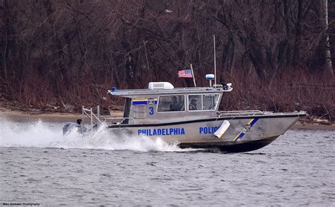 Philadelphia Police Patrol Boat on the Delaware River. | Boat, Delaware ...