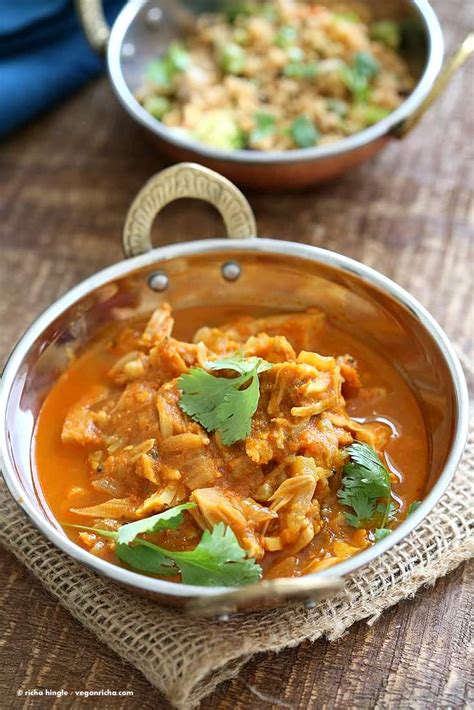 Easy Jackfruit Curry - Vegan Richa