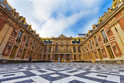 Palace of Versailles, Paris, France - Traveldigg.com