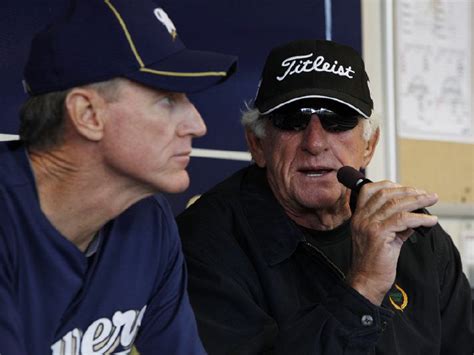 Bob Uecker: A Legend in the Broadcasting Hall of Fame