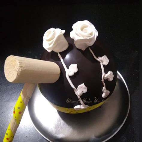 Pinata Cake /Smash Cake In Pune - All India Delivery | Order Now