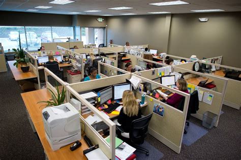 Call center cubicles with glass-stack on panels. #callcenterfurniture ...