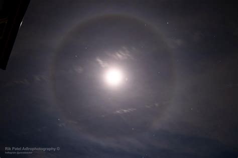 22° Lunar Halo : r/astrophotography