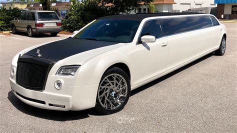 VIP Limo Service Rolls Royce Stretch Limousine