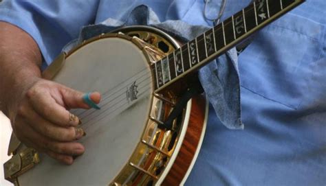 How to Play 5-String Banjo: A Step-by-Step Guide