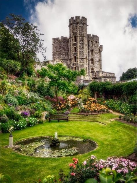 The Queen's Garden - Windsor Castle, England | Beautiful places ...