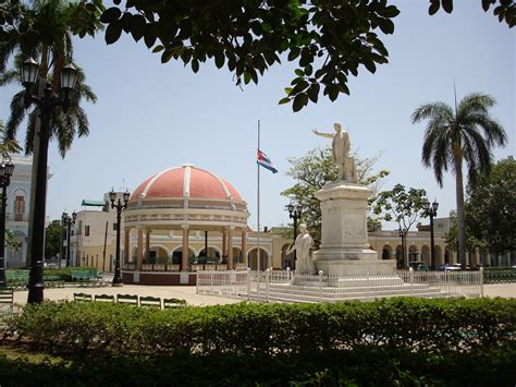 Parque Martí in Cienfuegos - Cuba - reizen & reistips