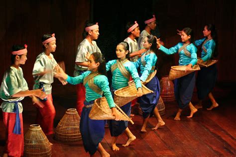 Top 5 Best Cambodian Traditional Art Forms - Cambodia Tours