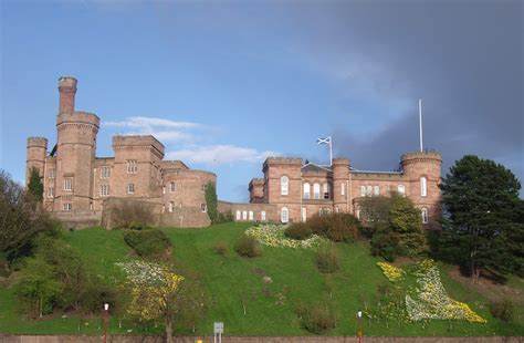 File:Inverness Castle Scotland.jpg