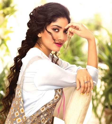 Sai Pallavi Most Beautiful Photos And Cute HD Wallpapers - IndiaTelugu.Com