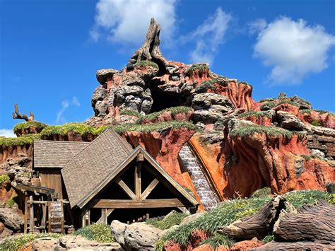 BREAKING: Splash Mountain Closing Forever on January 23 at Walt Disney ...