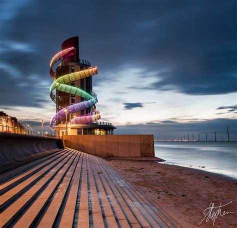 Redcar Vertical Pier Dusk | Stuart popped up and we spent mo… | Flickr