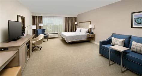 Hampton Inn Hotel in Downtown Wilmington, NC