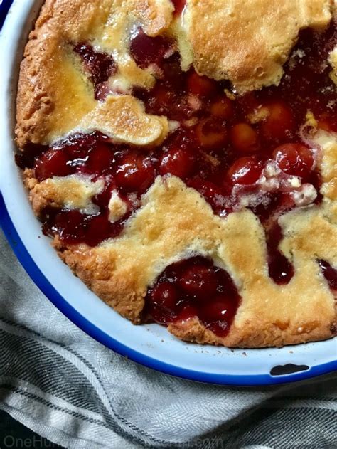 Easy Cherry Cobbler Recipe with Canned Cherry Pie Filling - One Hundred ...