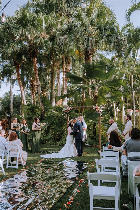 Hale Koa Estate Wedding in Oahu, Hawaii