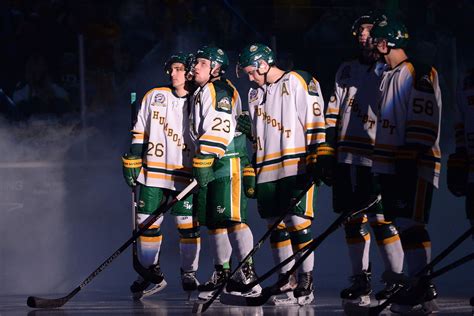 Survivors of Humboldt Broncos Hockey Team Return to Ice After Crash ...